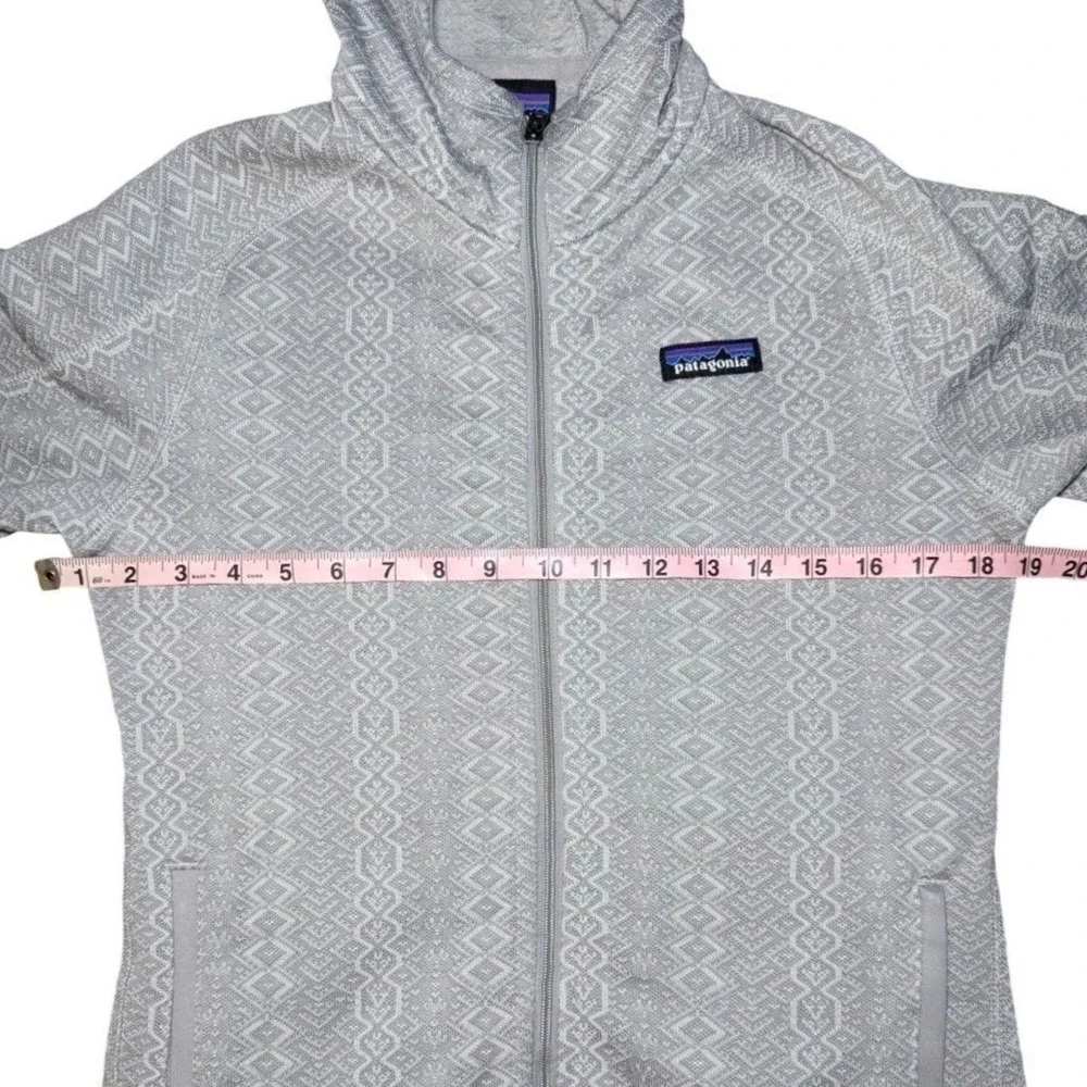 Patagonia Full Zip Hooded Jacket Women Small Gray Geometric Sweater - Picture 7 of 8